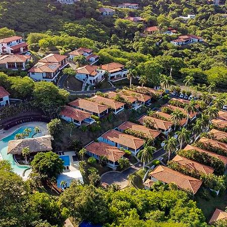 Villas Sol And Beach Resort プラヤ・エルモサ エクステリア 写真