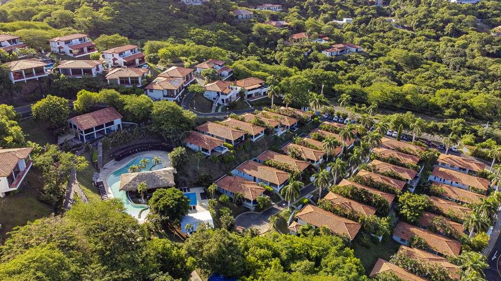 Villas Sol And Beach Resort プラヤ・エルモサ エクステリア 写真
